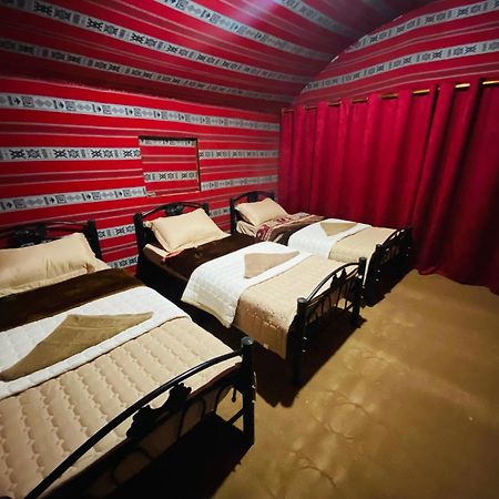 Desert Tree Camp&Tours Wadi Rum Bagian luar foto