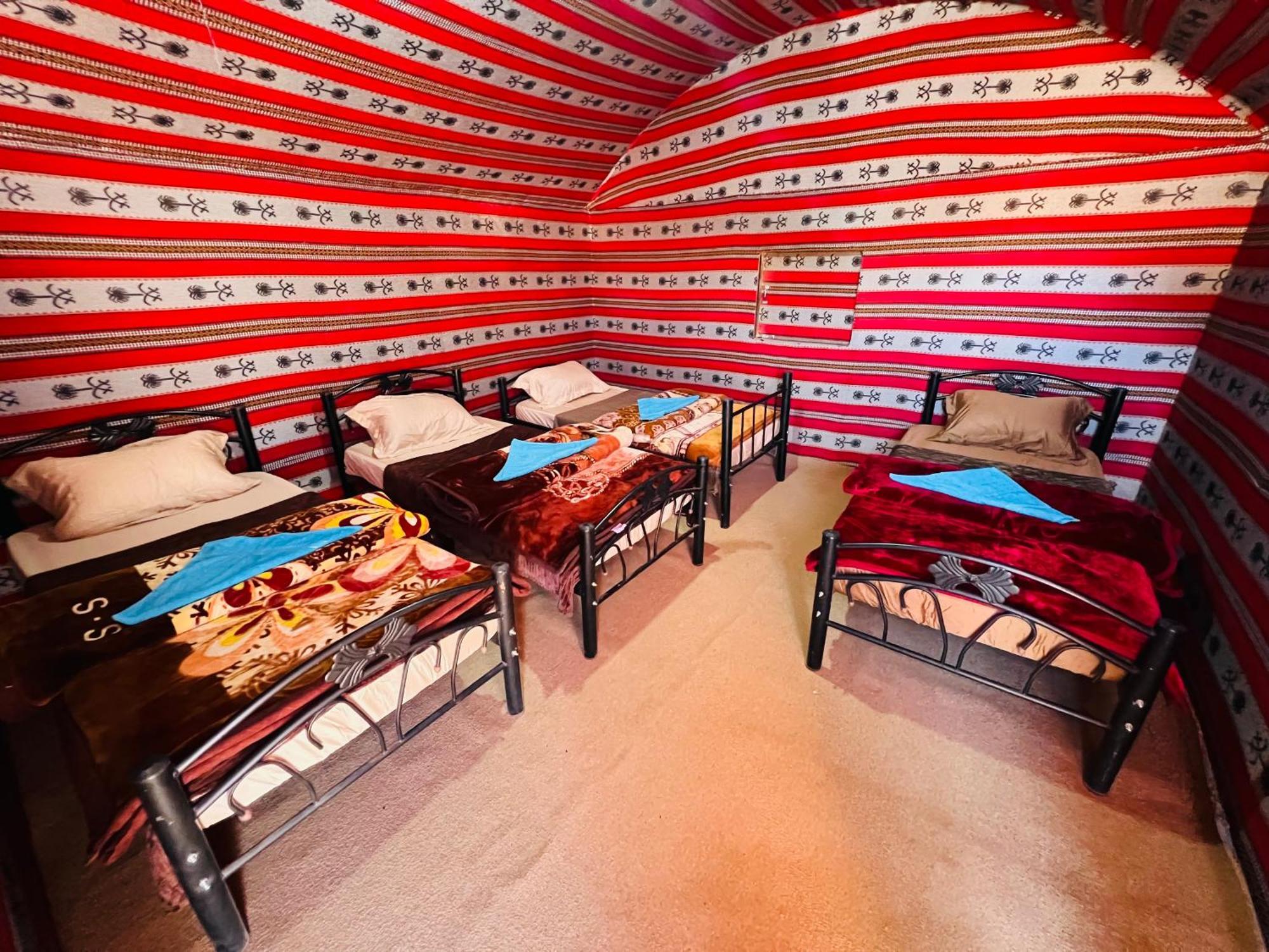 Desert Tree Camp&Tours Wadi Rum Bagian luar foto