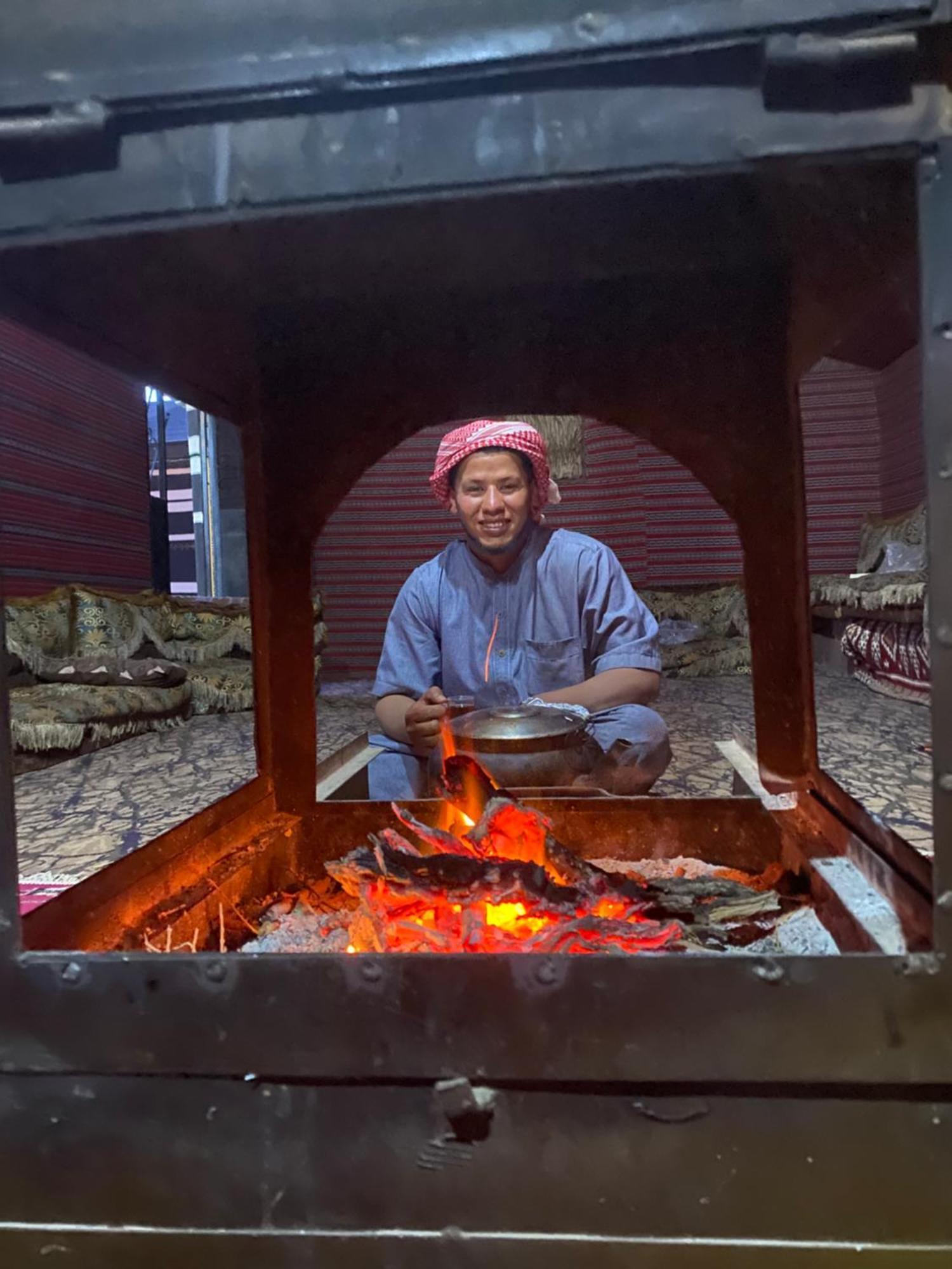 Desert Tree Camp&Tours Wadi Rum Bagian luar foto